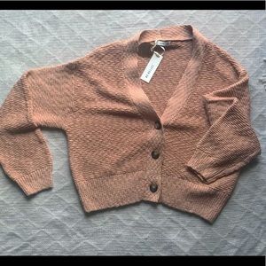 Never worn cozy Knitted Cardigan in a nude/beige